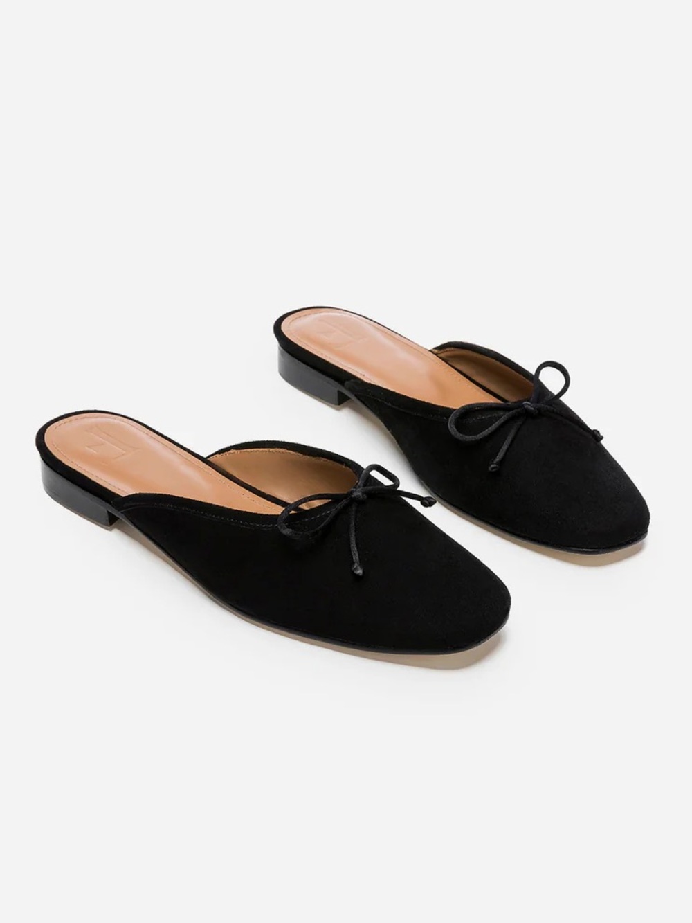 Flattered Malva Suede Black (W 8)
